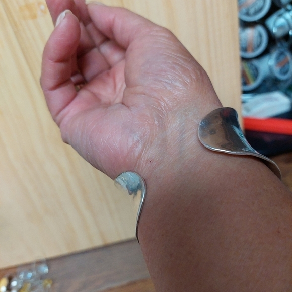 Vintage* -KC (Kenneth Cole) Wide Cuff Silver-tone Bracelet - Picture 3 of 7